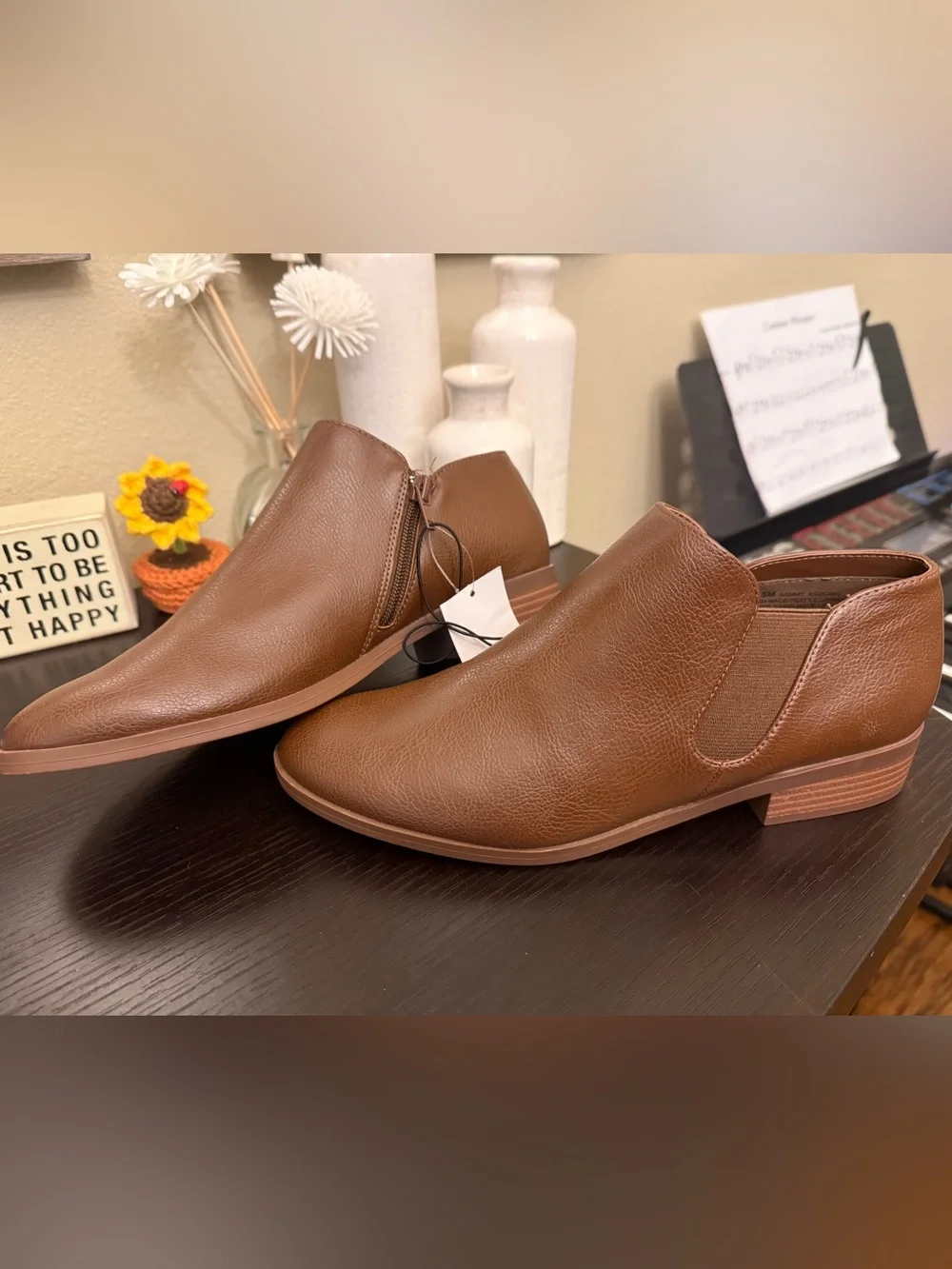 Kensie Sammy Tan Brown Low Heel Ankle Booties Womens 8.5 NWT